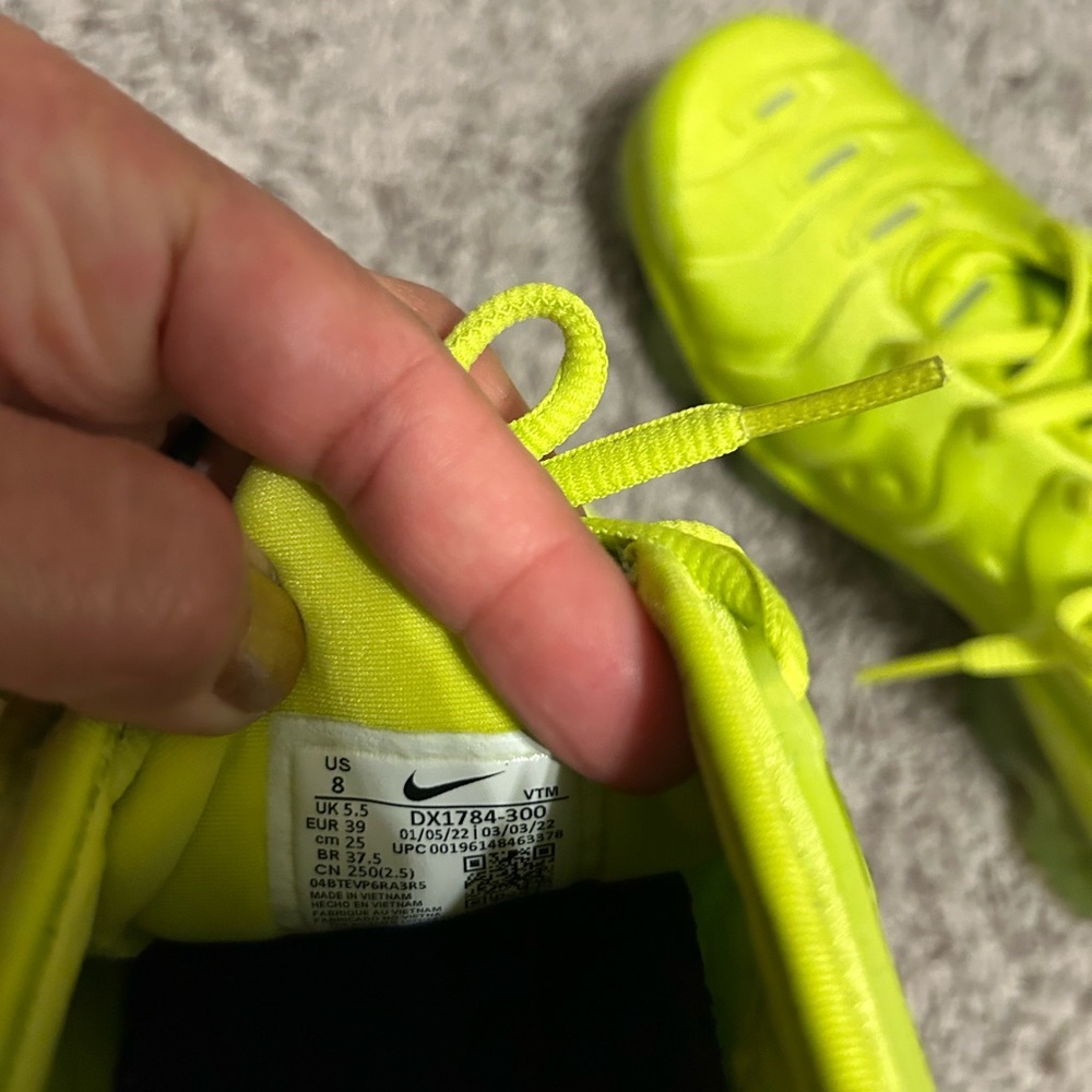 Nike Air Vapormax Plus “Tennis Ball” - Picture 6 of 6